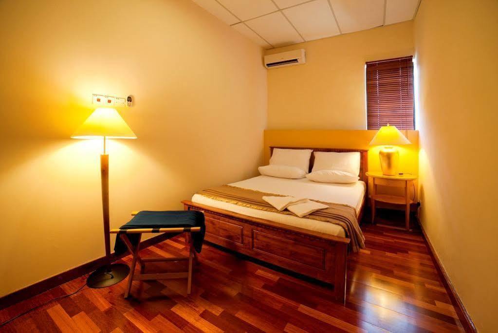 Red Inn Cabana George Town  Kültér fotó